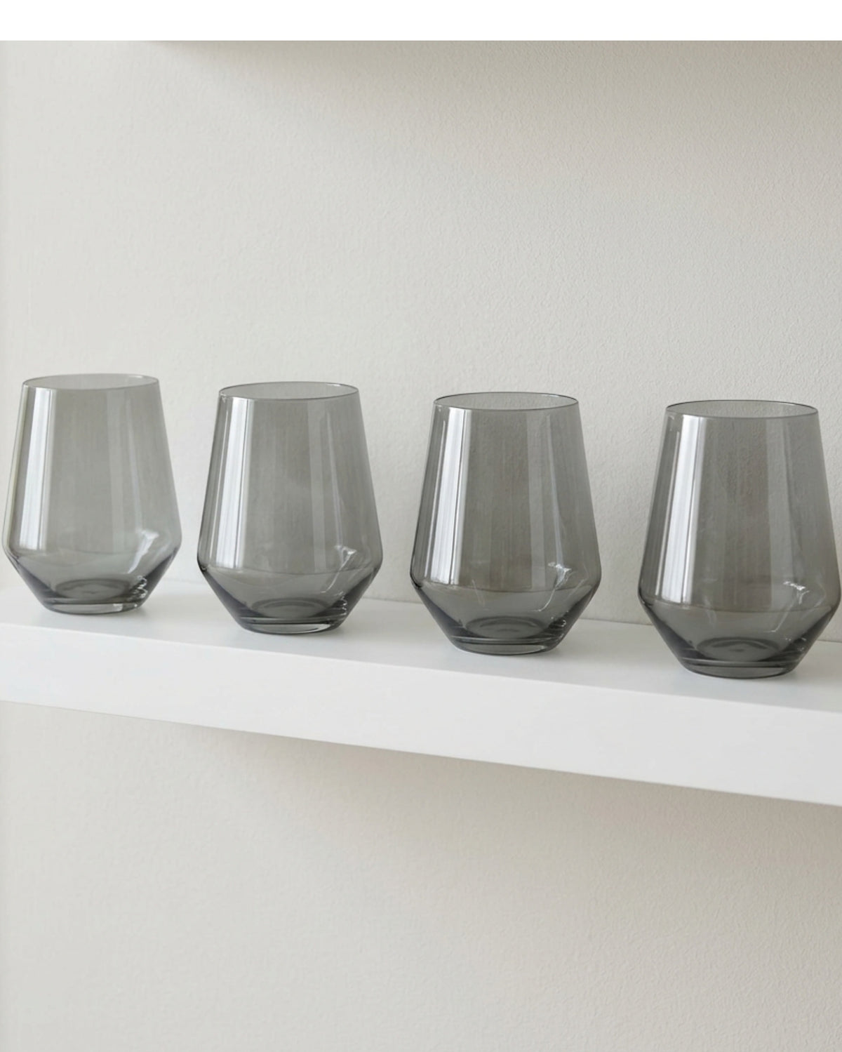 Fexru Angular Stemless Red Wine Glasses 17 oz Smoke Set of 4 - Lifestyle view